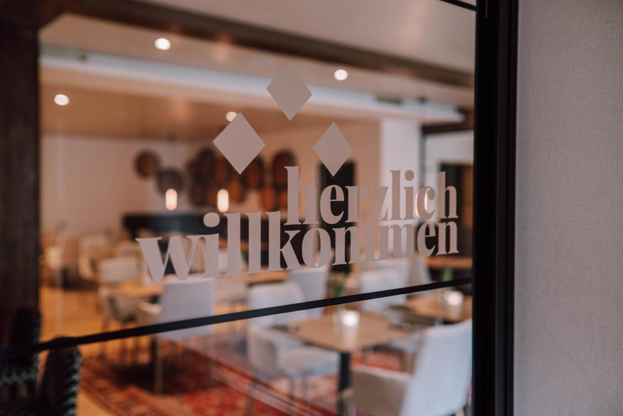 Schmidtburger Hof Hotel Weiler bei Monzingen Luaran gambar