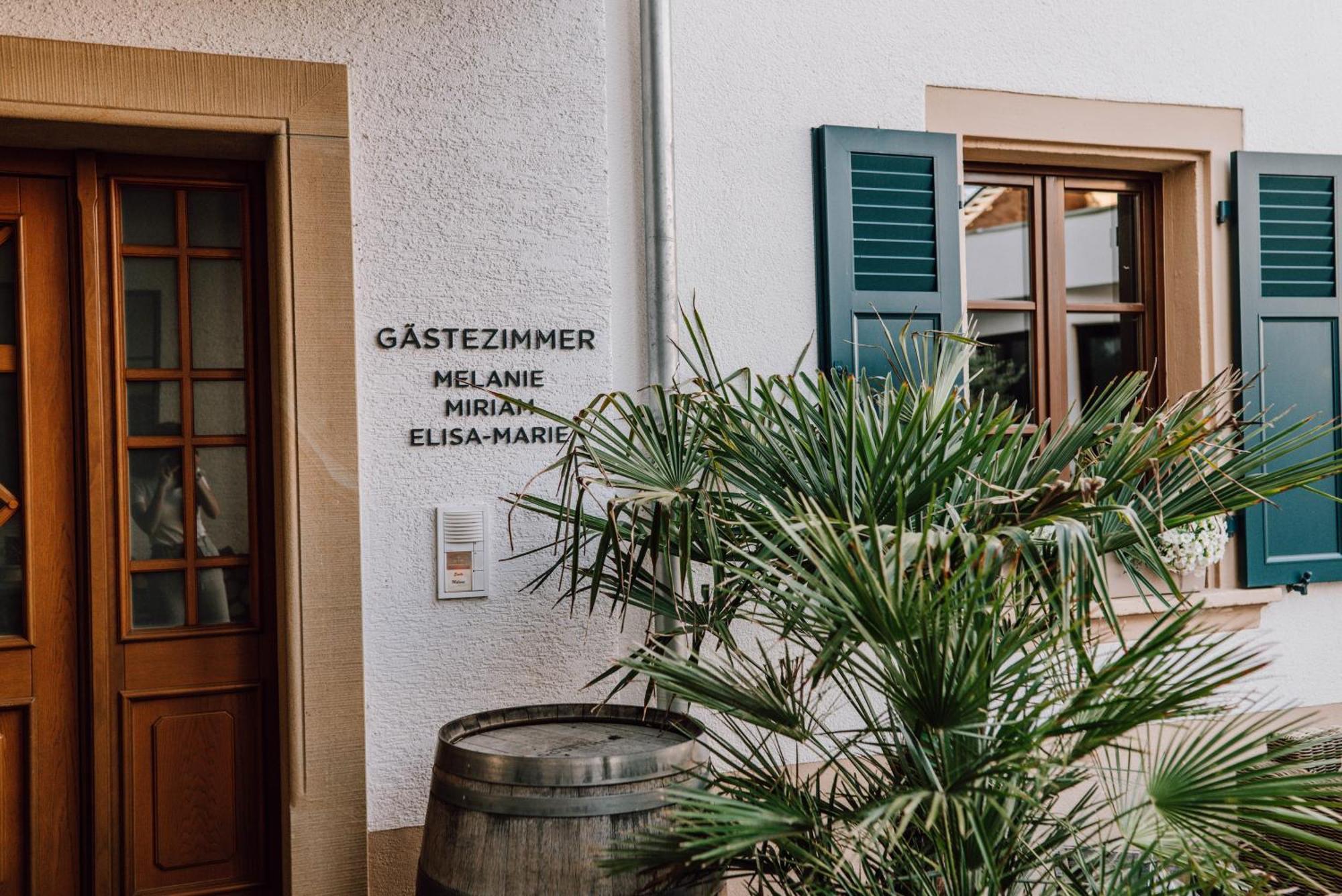 Schmidtburger Hof Hotel Weiler bei Monzingen Luaran gambar